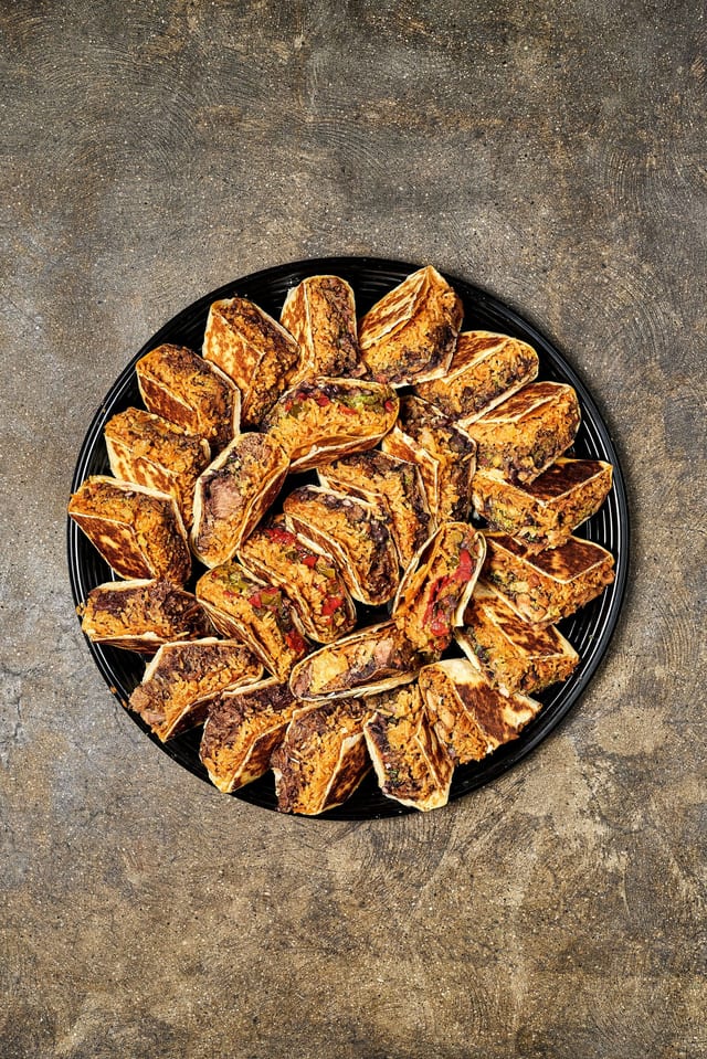 Crunchwrap Platter.